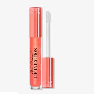 Too Faced lip injection maximum plump